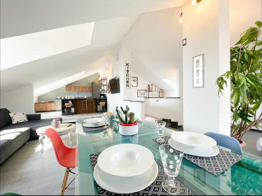 Mansarda Vista Mare A Zinola Apartment ซาโวนา ภายนอก รูปภาพ