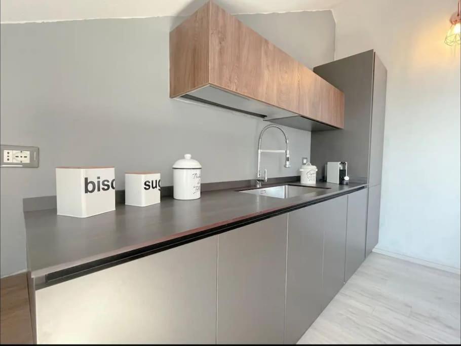Mansarda Vista Mare A Zinola Apartment ซาโวนา ภายนอก รูปภาพ